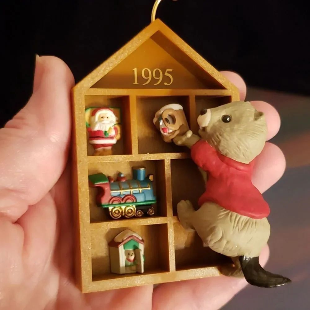 1995 Hallmark Collector's Club Keepsake Ornament